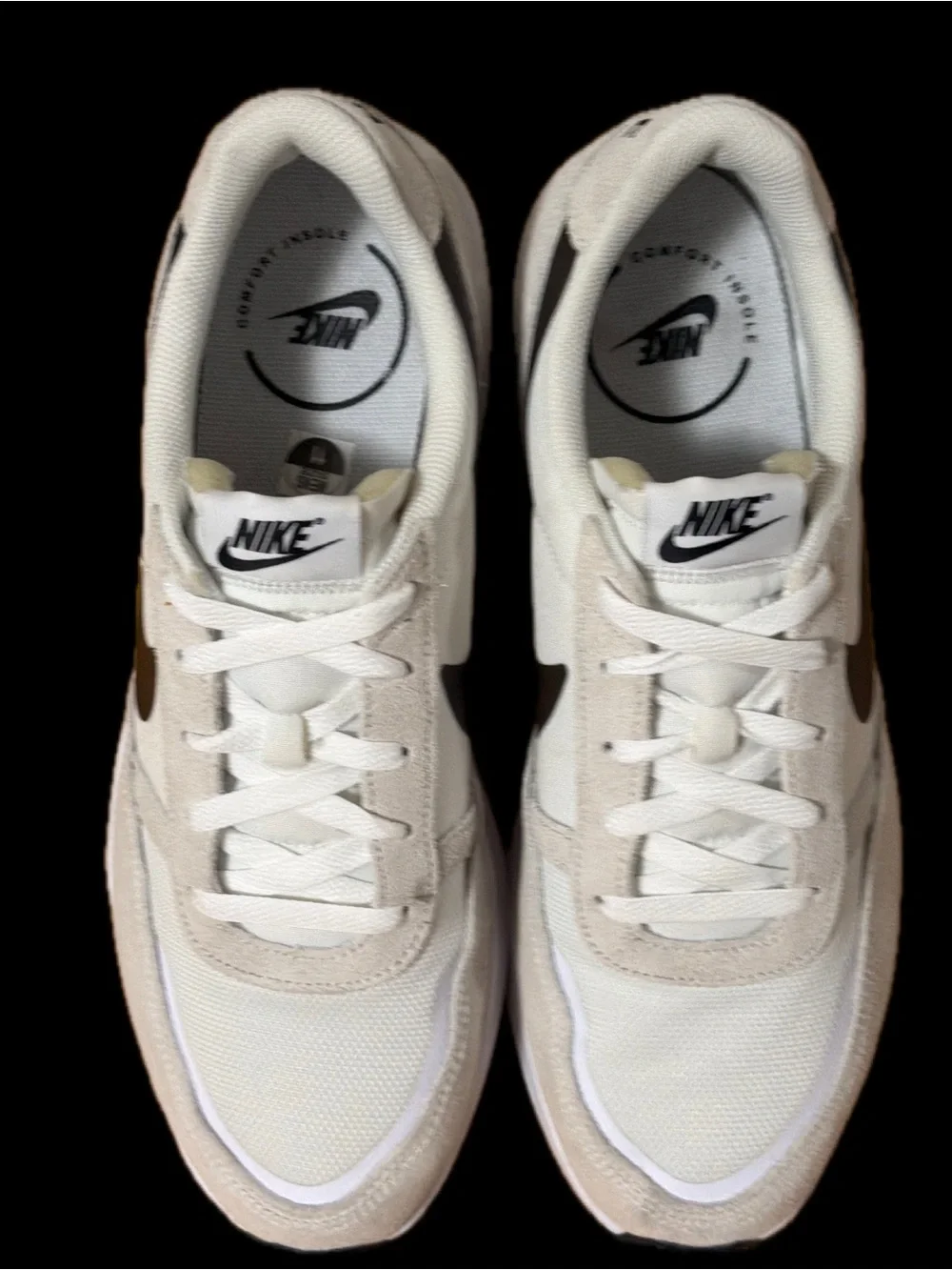 Nike lightweight runners
