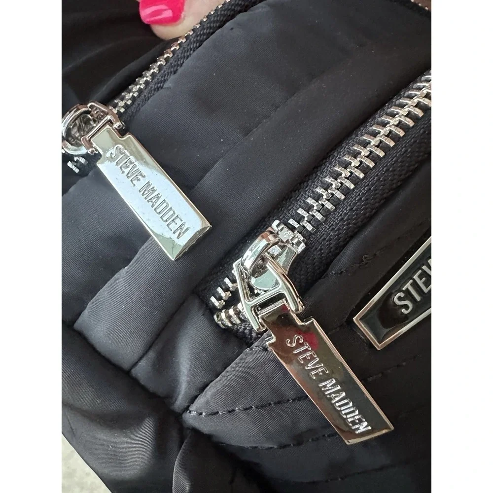 Steve Madden outings features sophisticated