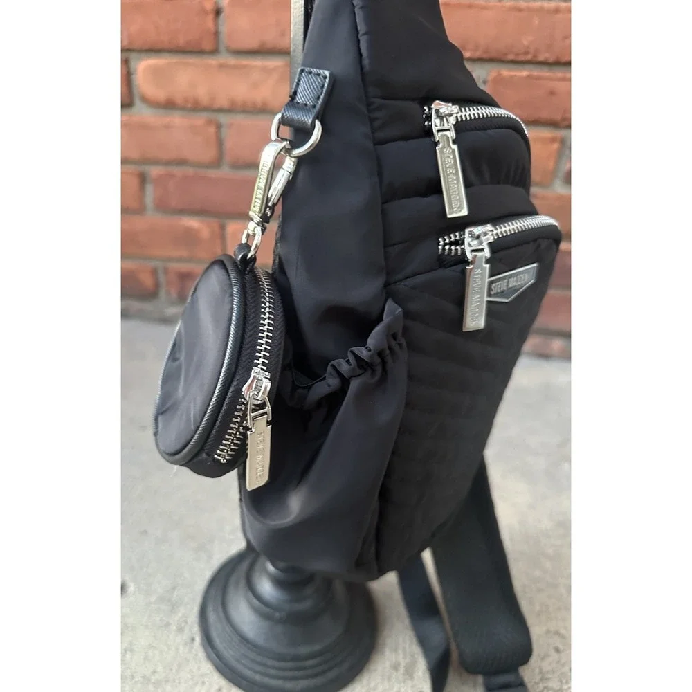 Steve Madden casual madden travel