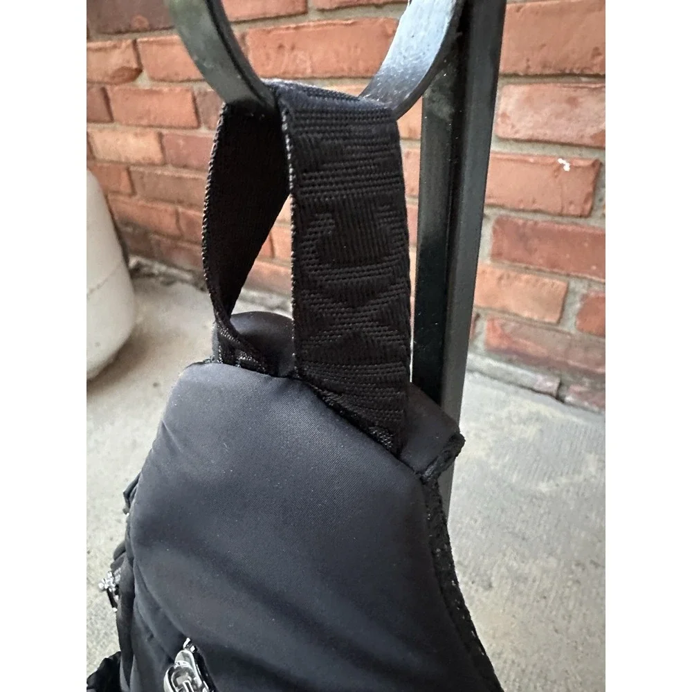 Steve Madden hardware sling