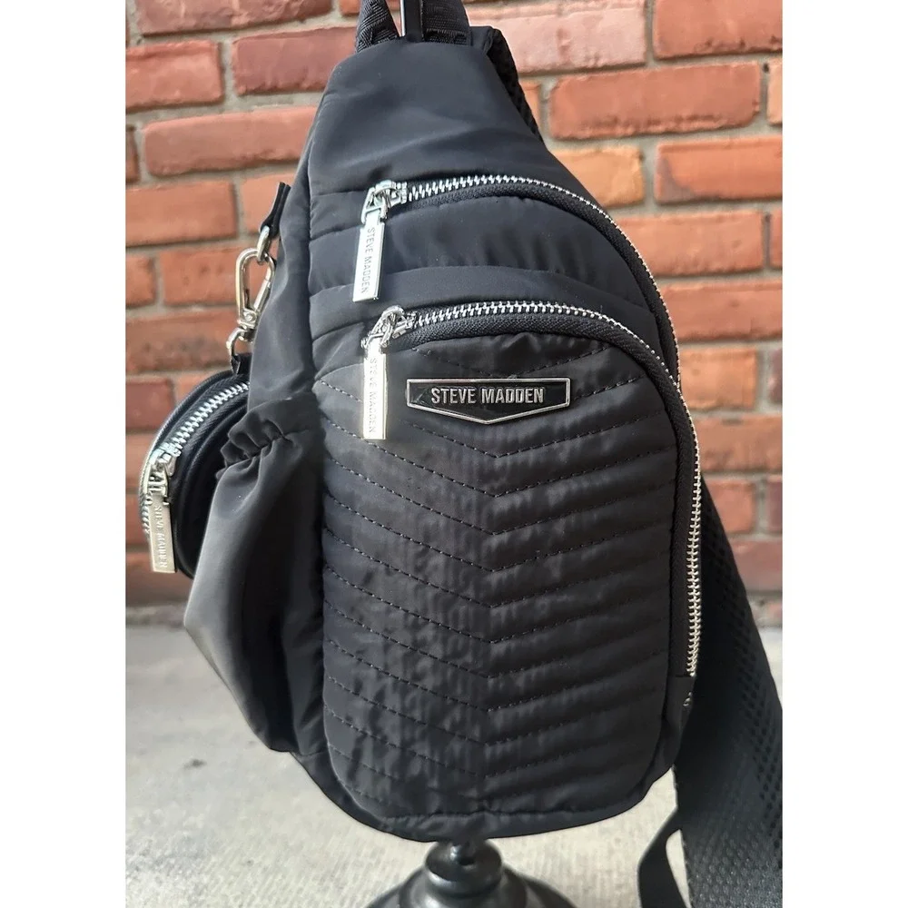 Steve Madden adjustable look
