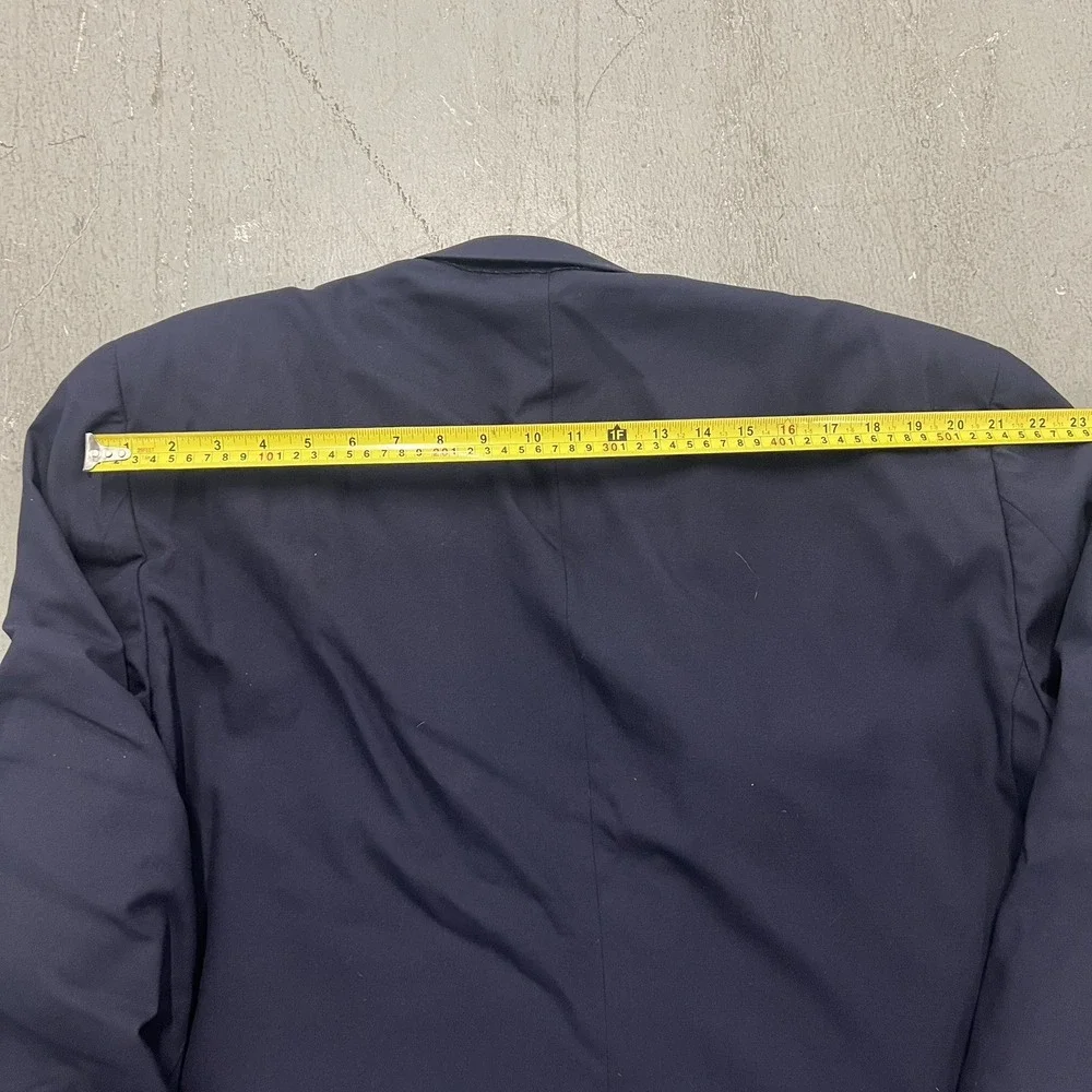 Burberrys Navy Blue 100% Wool Blazer Gold Crest Buttons 2 Button Jacket‎ 44R–46R