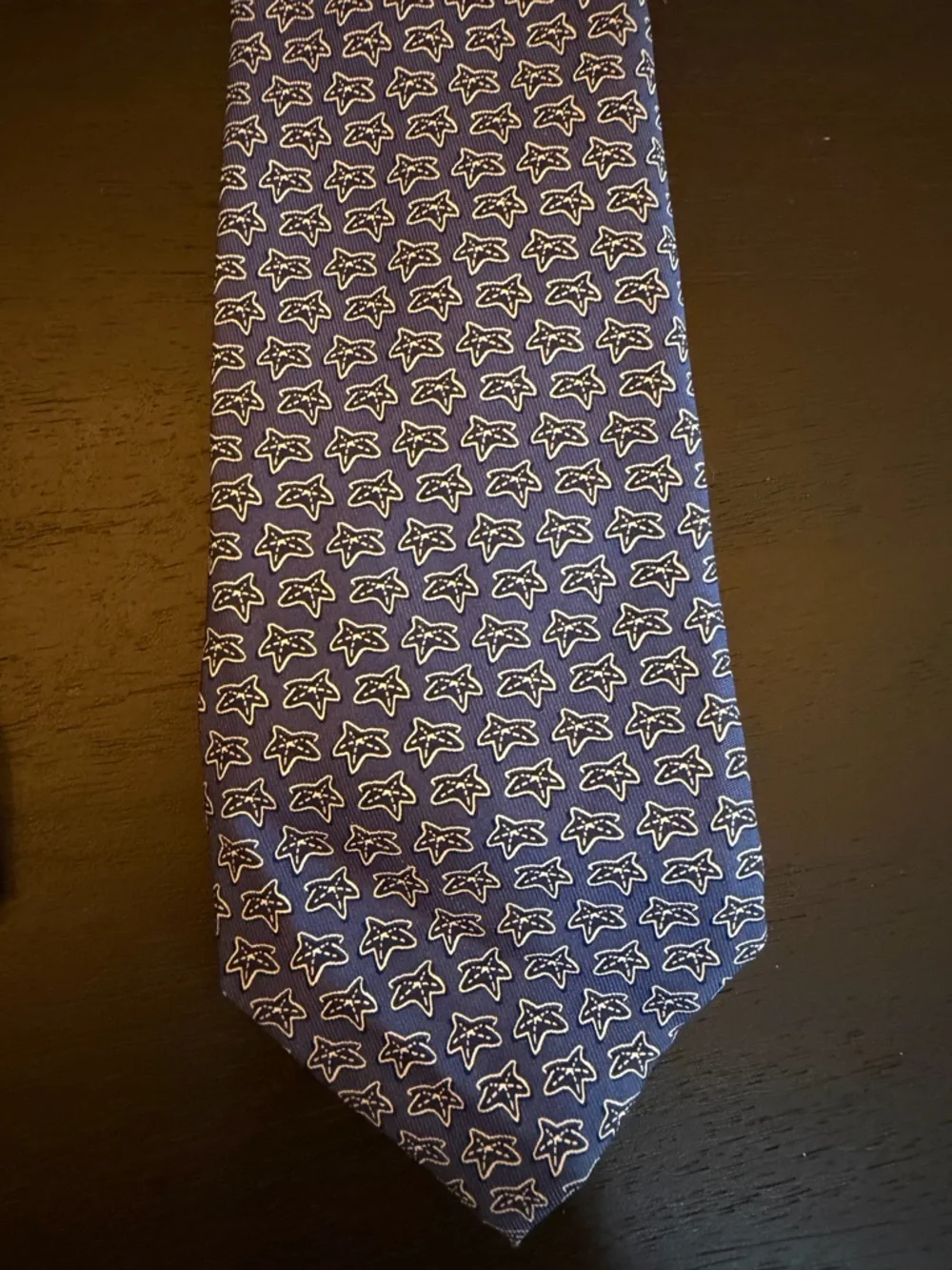 Vineyard Vines pair vineyard