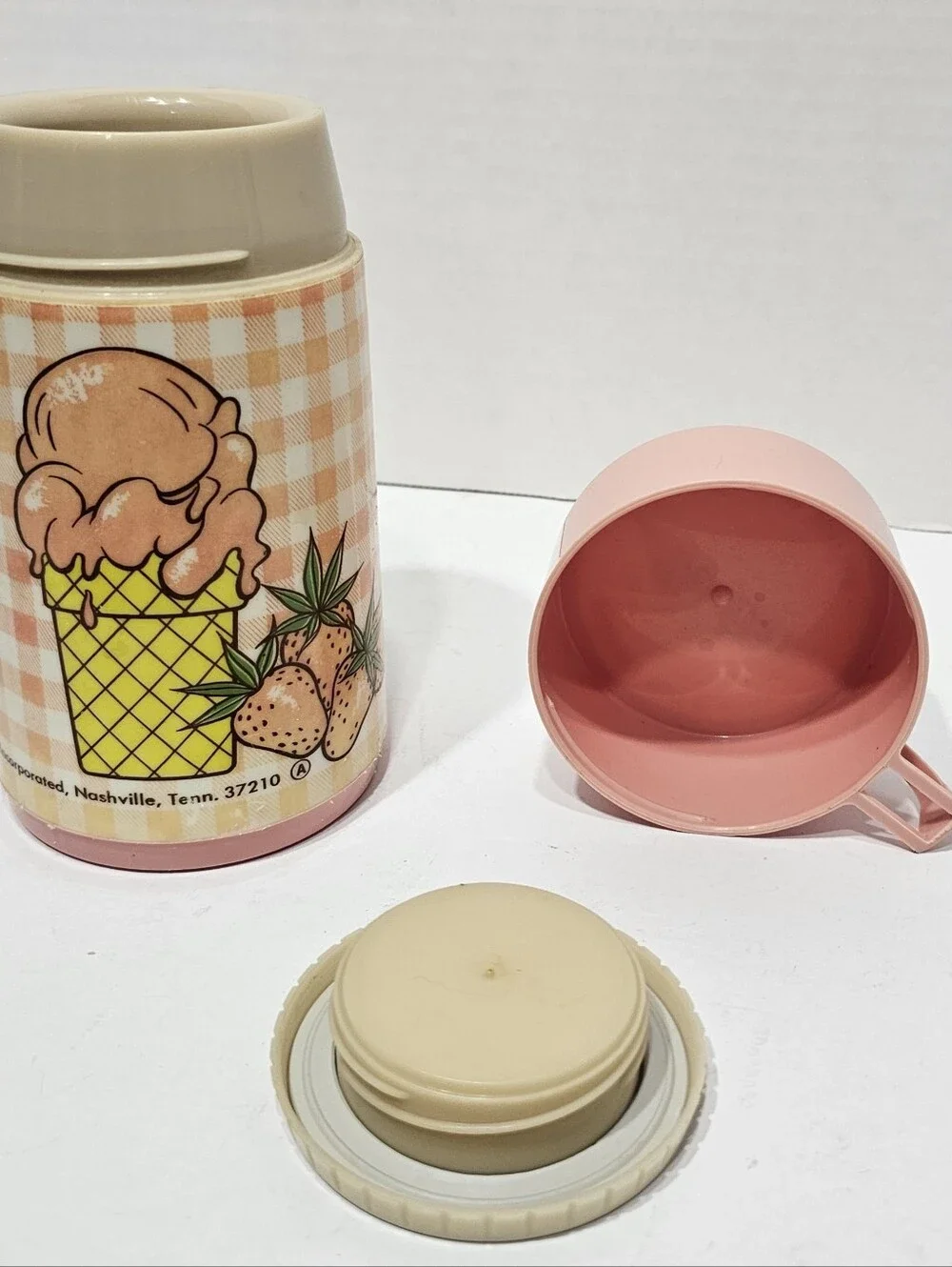 aladdin cute retro