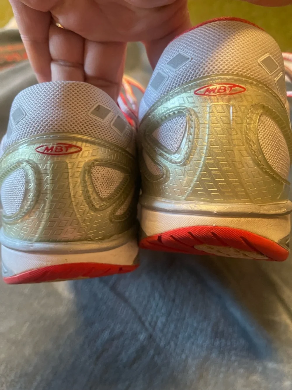 MBT cushioned running