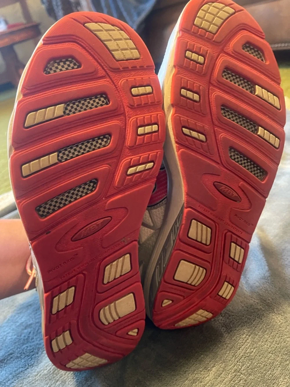 MBT cushioned running
