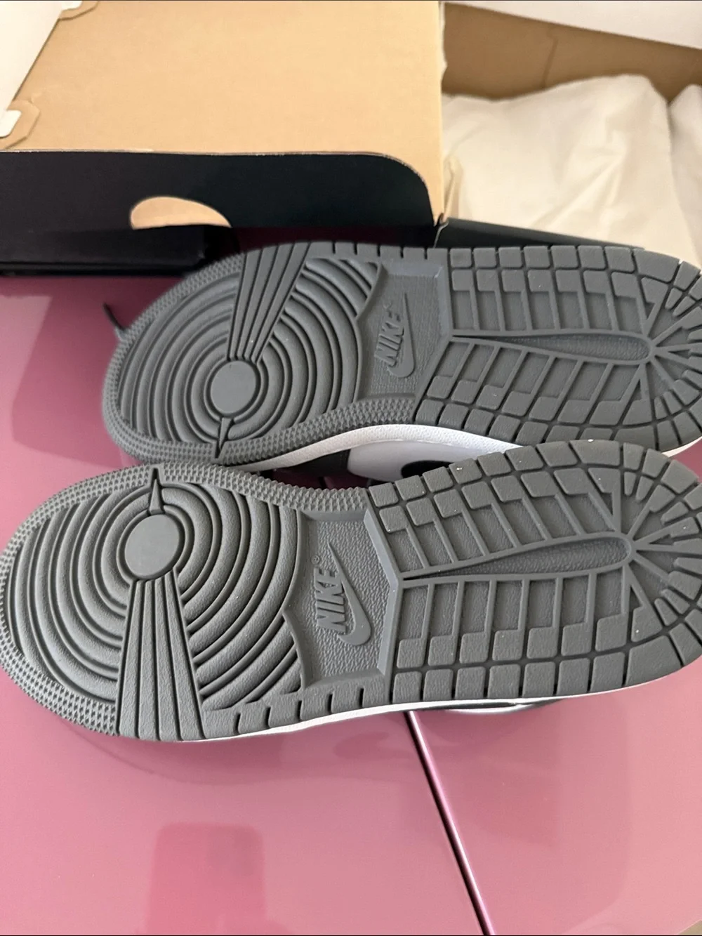 Jordan youth low