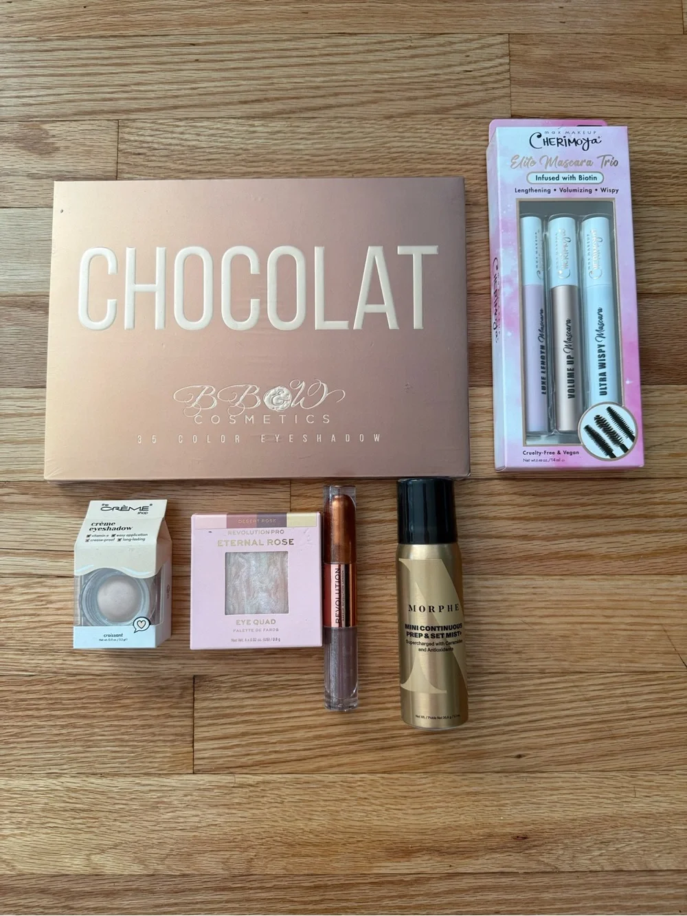 Makeup Bundle 6 items New in Package