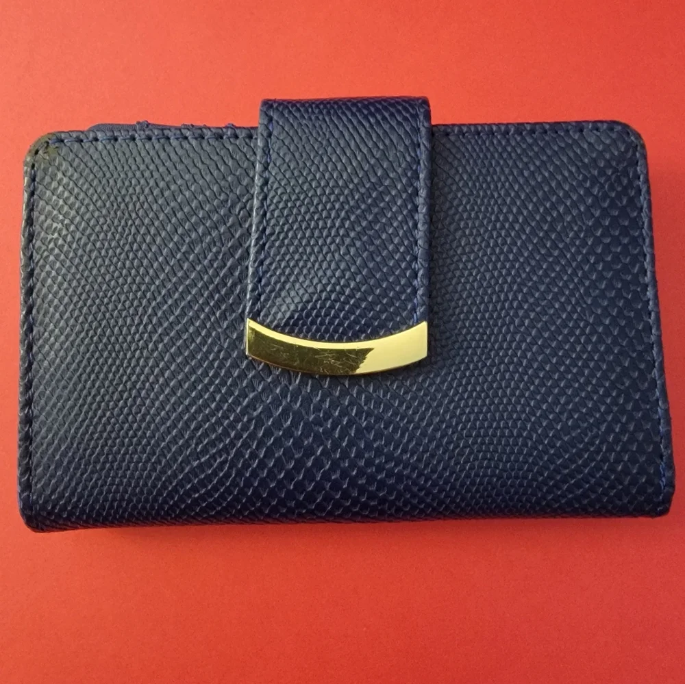 Blue‎ three compartment wallet