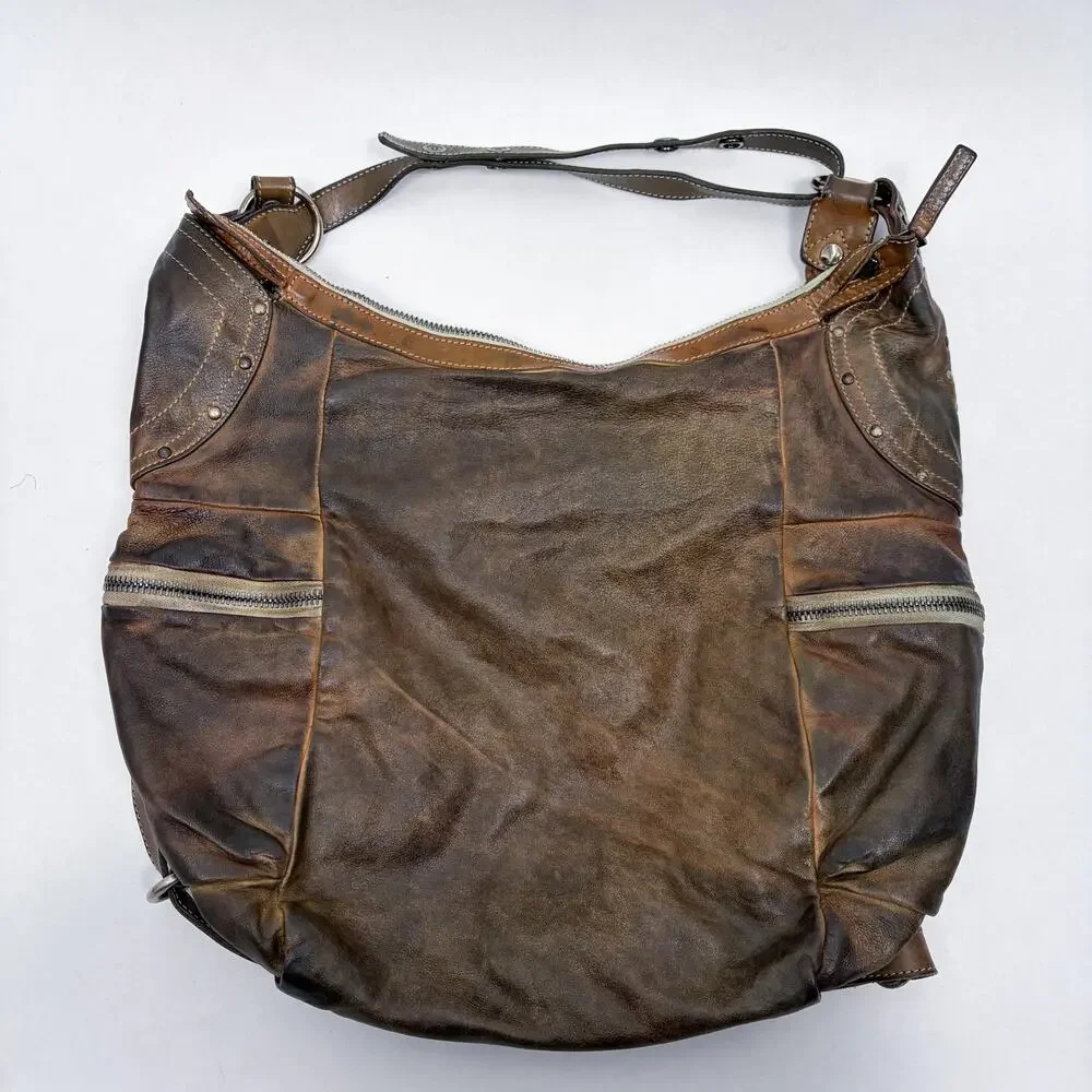 Campomaggi pockets shoulder inner