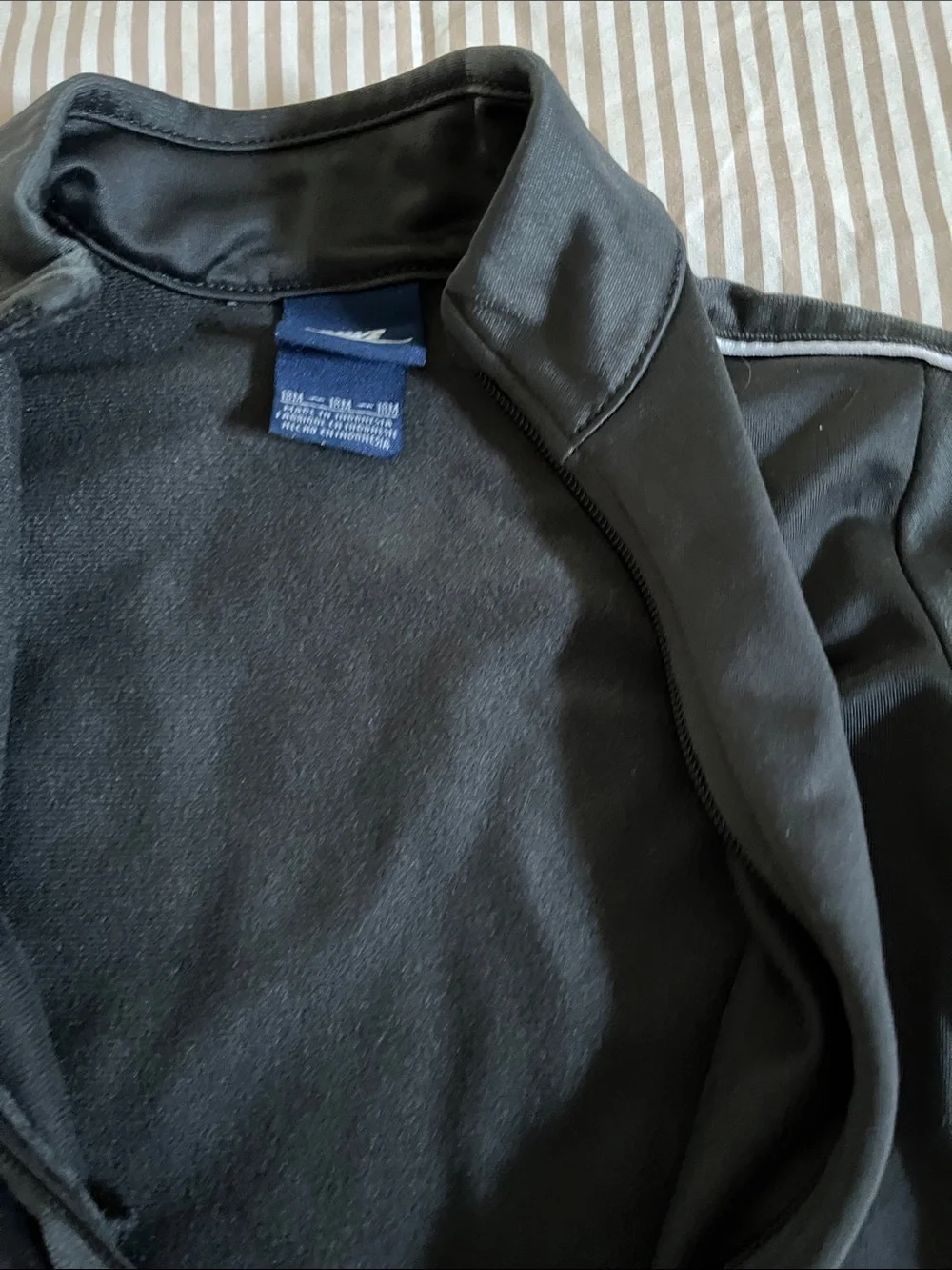 Nike lightweight zip