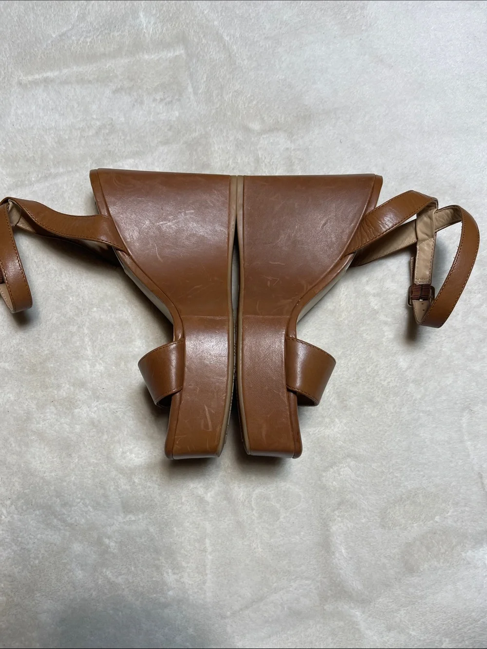 ANTONIO MELANI sleek tan