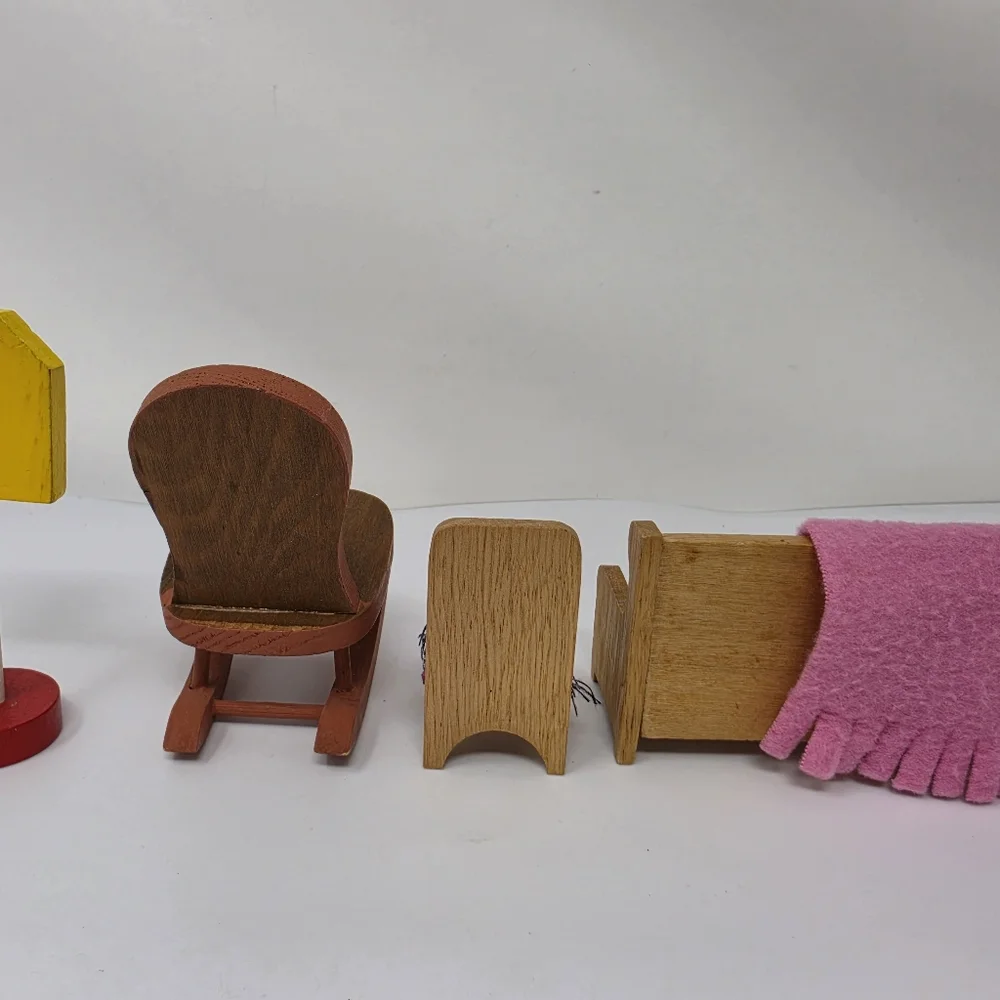 N/A chair wooden