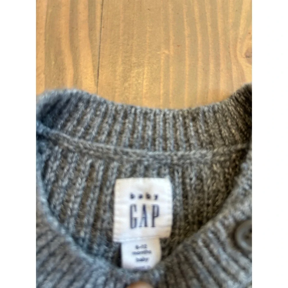 GAP baby striped