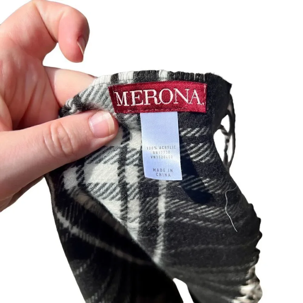 MERONA Black & White Plaid Scarf