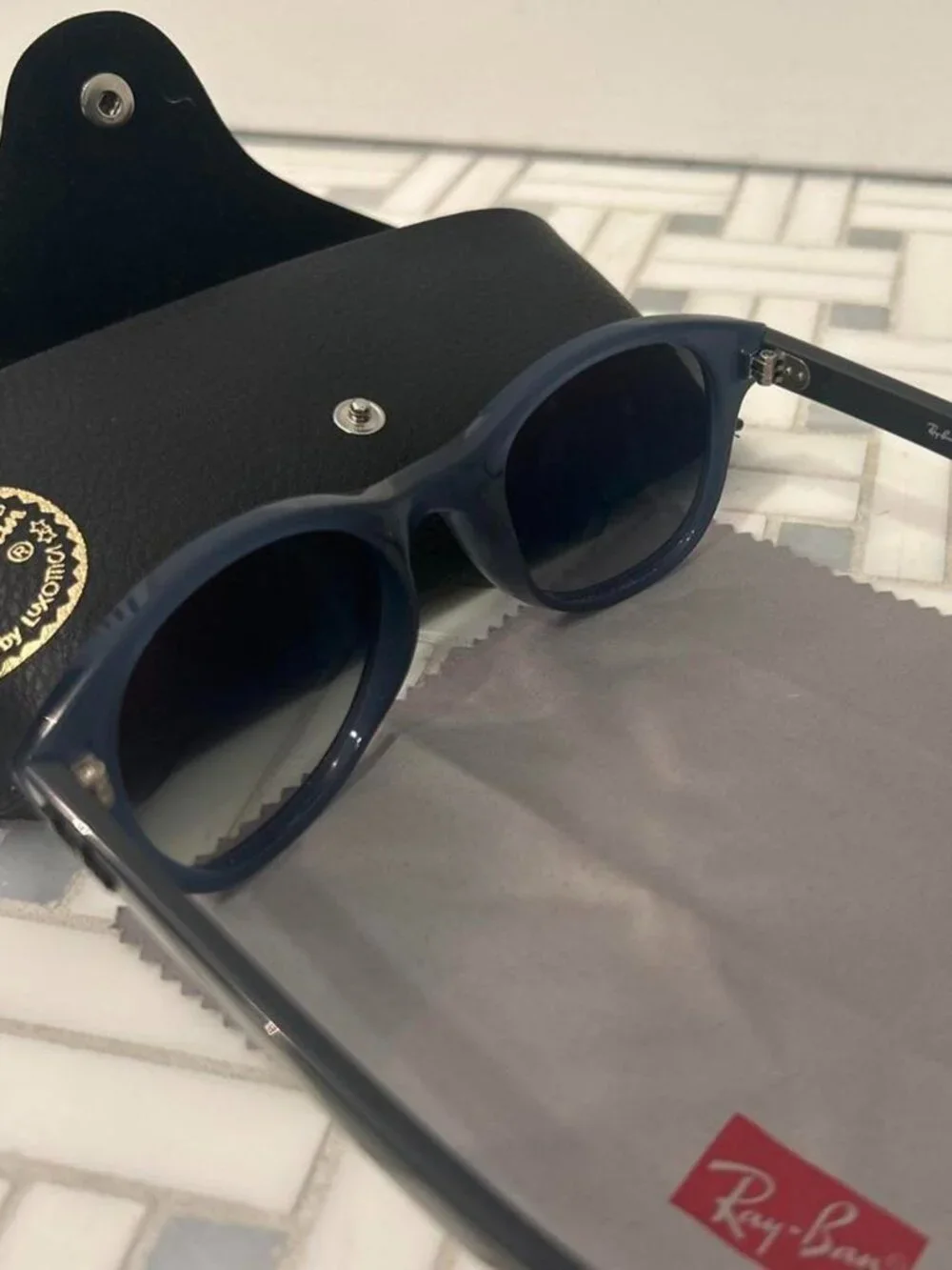 Ray-Ban #sunglasses grey sunglasses