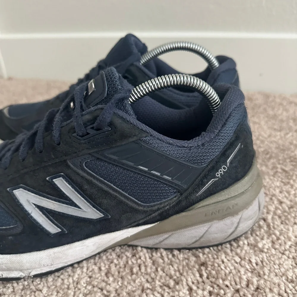 New Balance 990v5‎ Sneakers Mens 10 Navy Blue Made in USA Running Shoes M990NV5