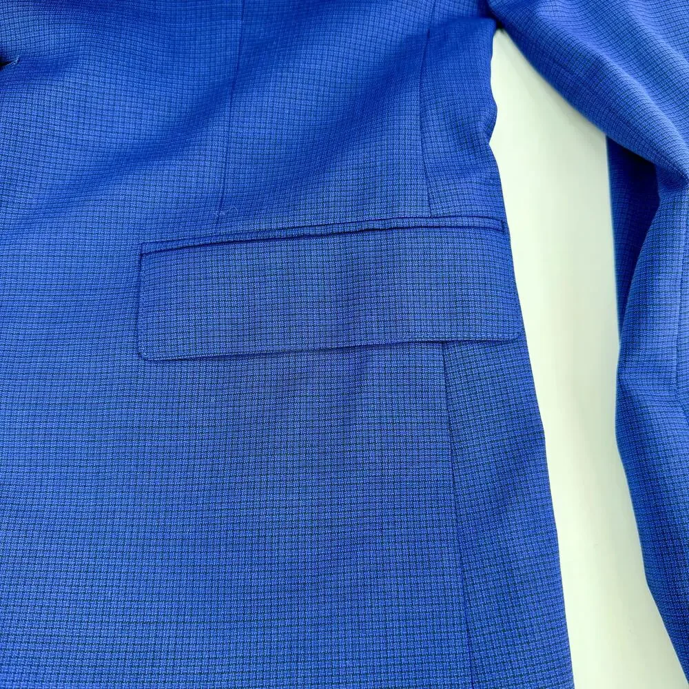 Bonobos elevated wardrobe