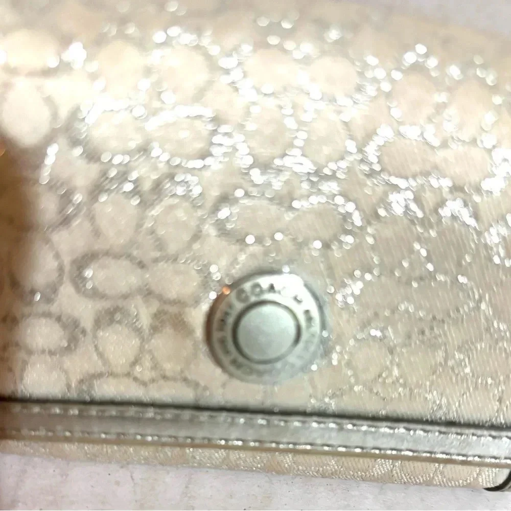 Coach cc signature