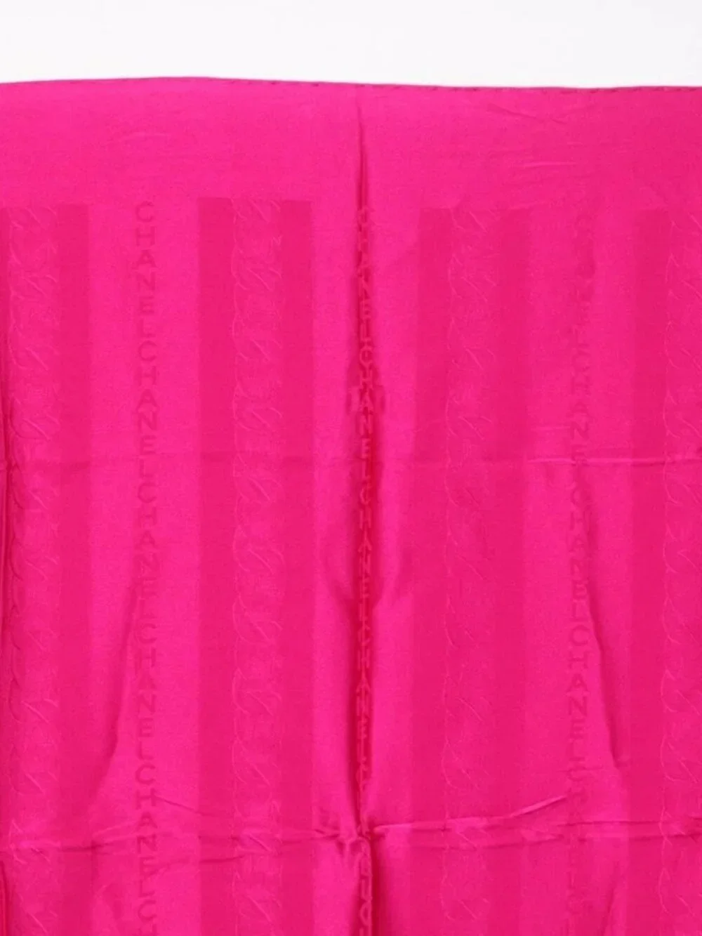 CHANEL brand	chanel color	pink