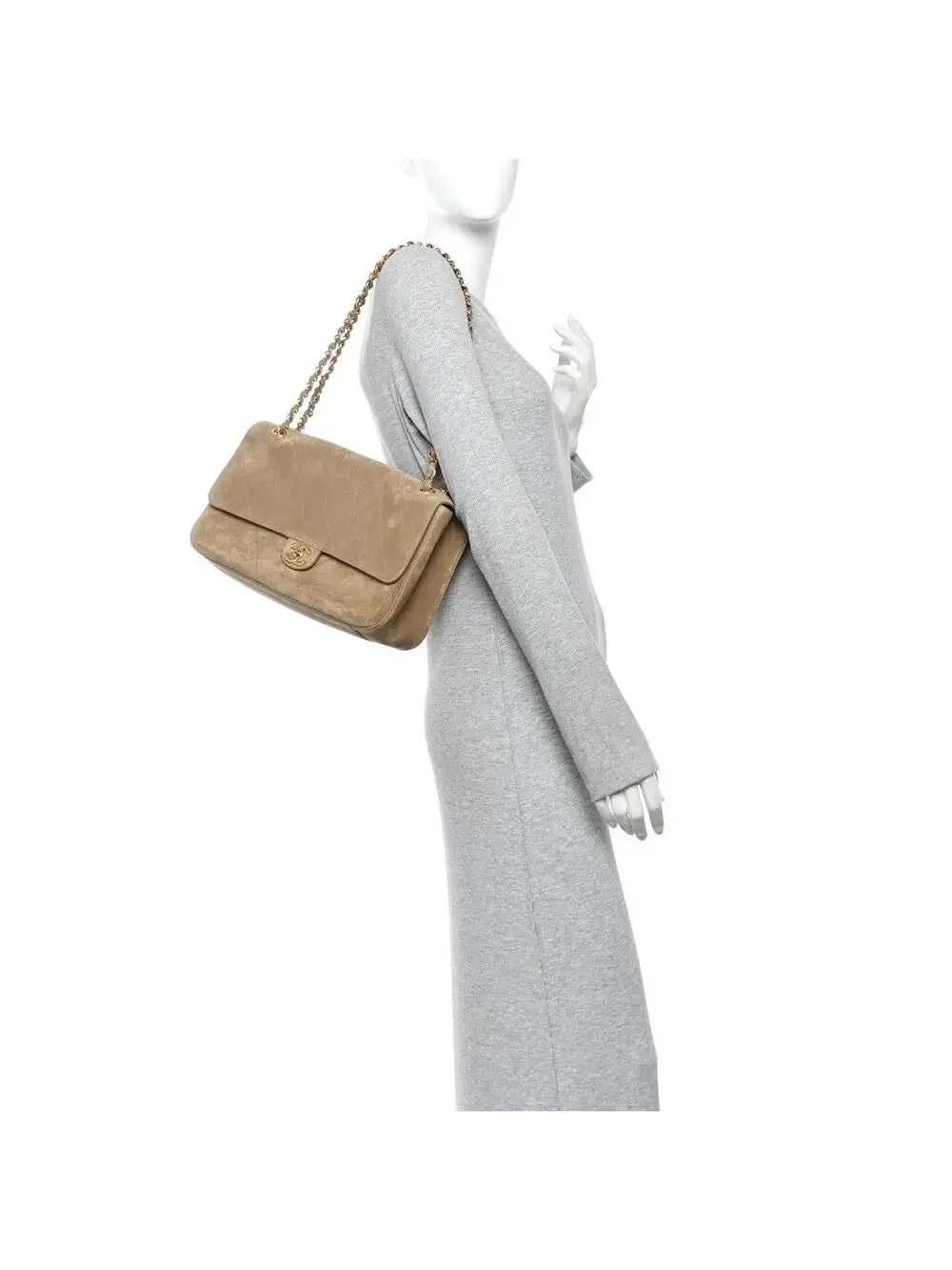 CHANEL elevate your