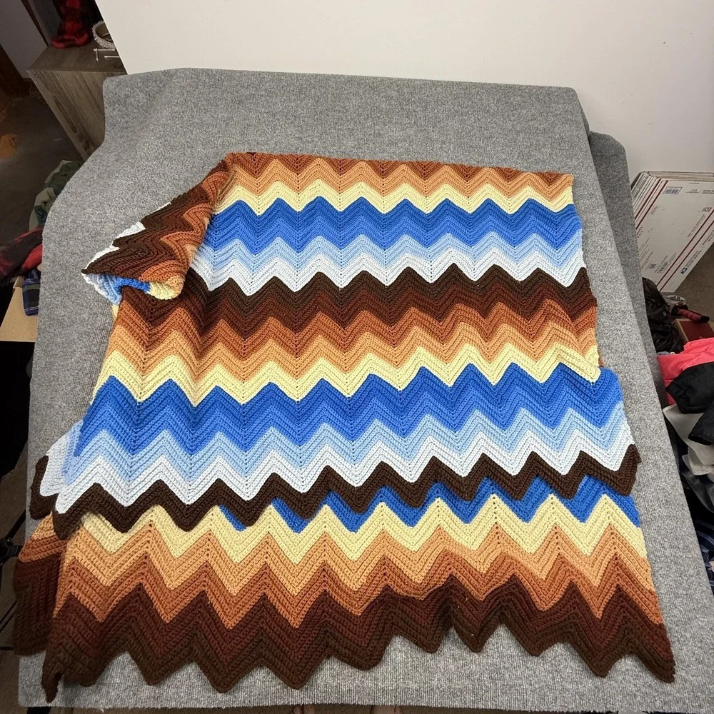 Handmade Knit Throw Blanket 80x52 Chevron Brown Blue Tan Zigzag‎ Afghan Retro