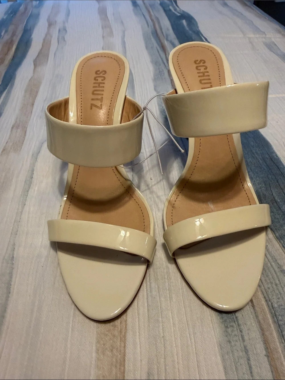 SCHUTZ elegant two