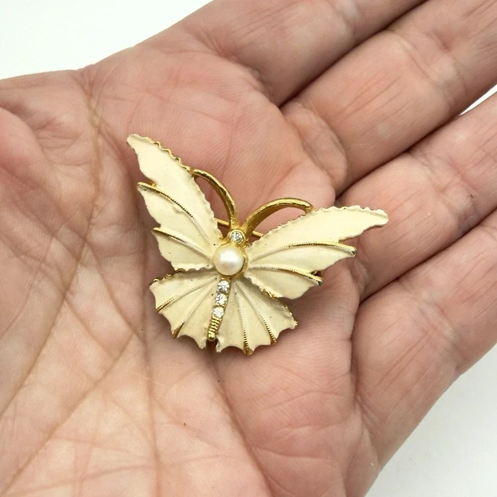 Estate vintage butterfly