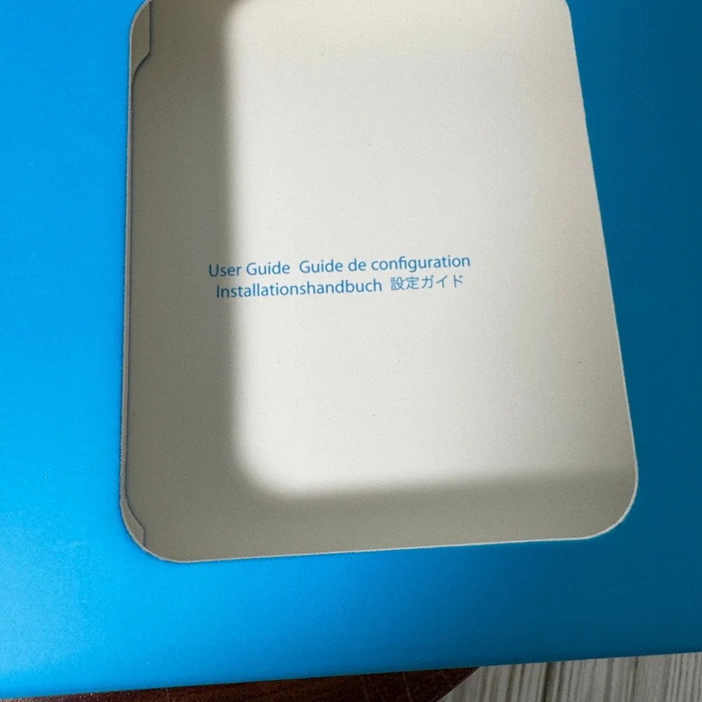 Apple a1084 240v