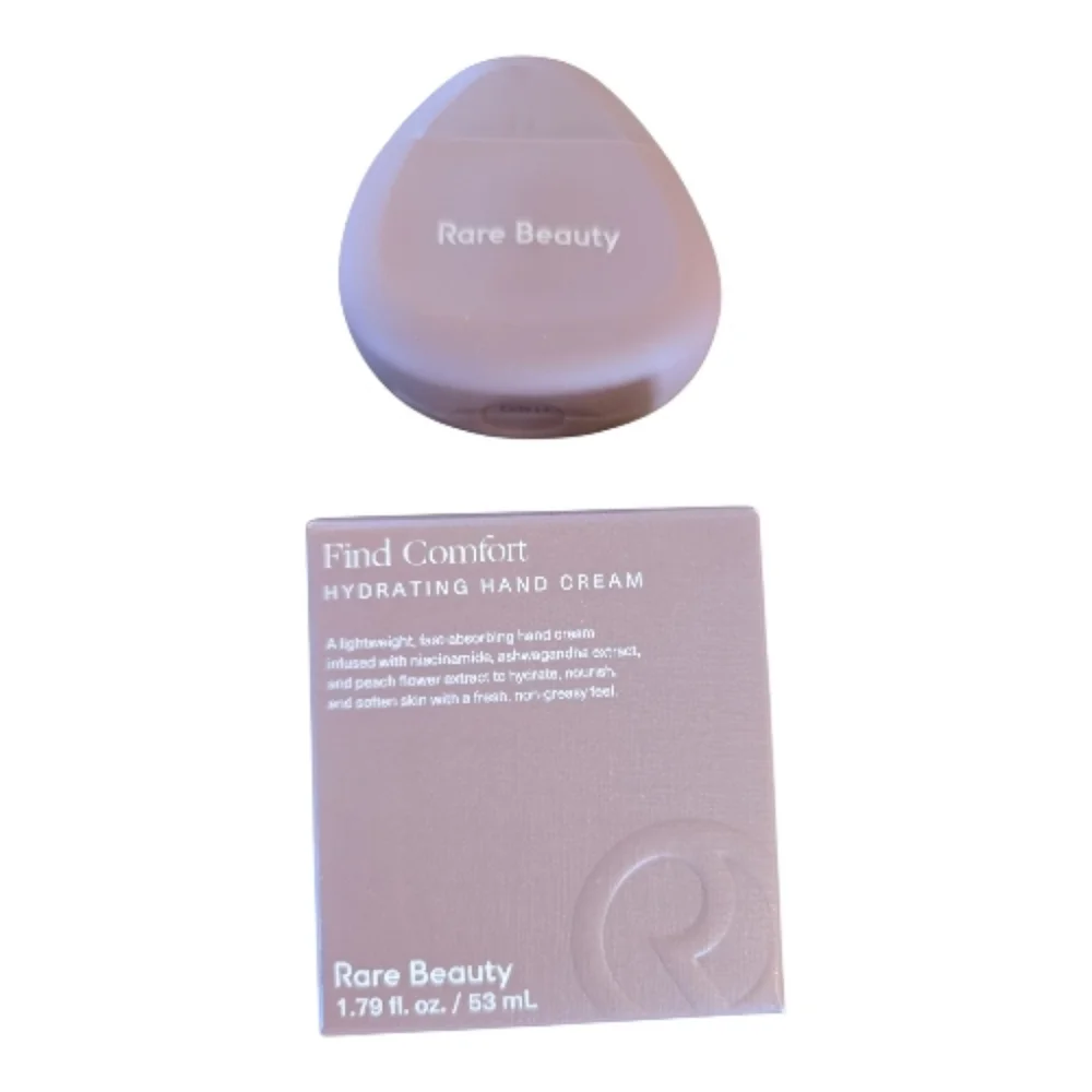 Rare Beauty absorbs quickly