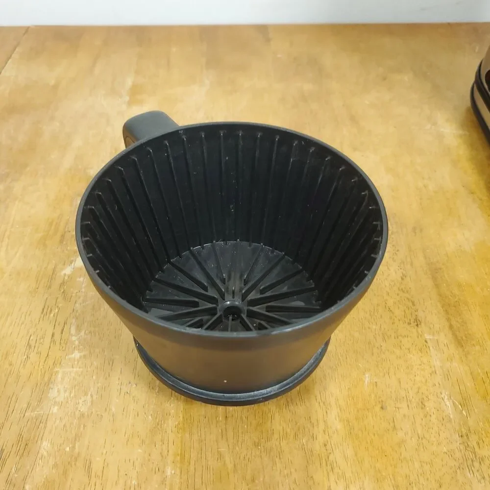 Bonavita cup operation hours
