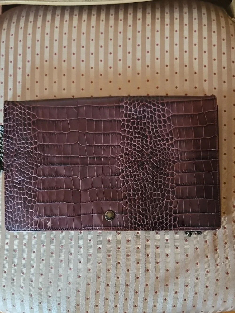 Marc Jacobs stylish croc