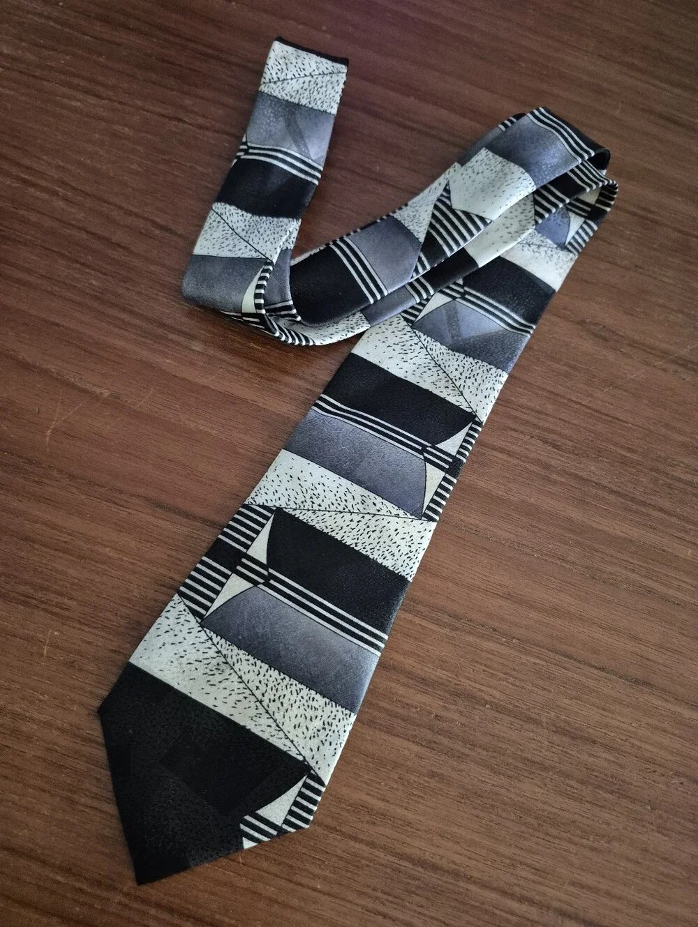 Vintage 60s Black and Gray Geometric Pattern Tie