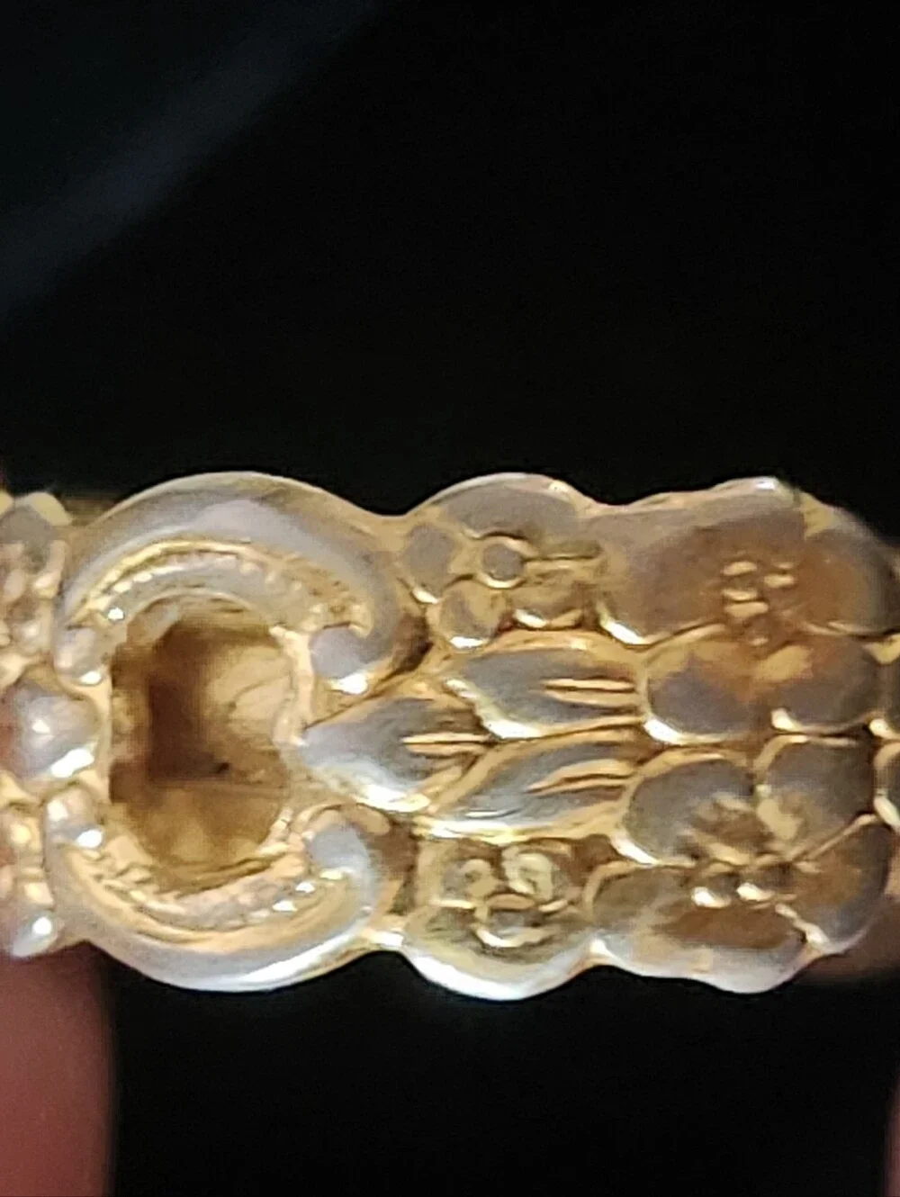 Oneida elegant gold