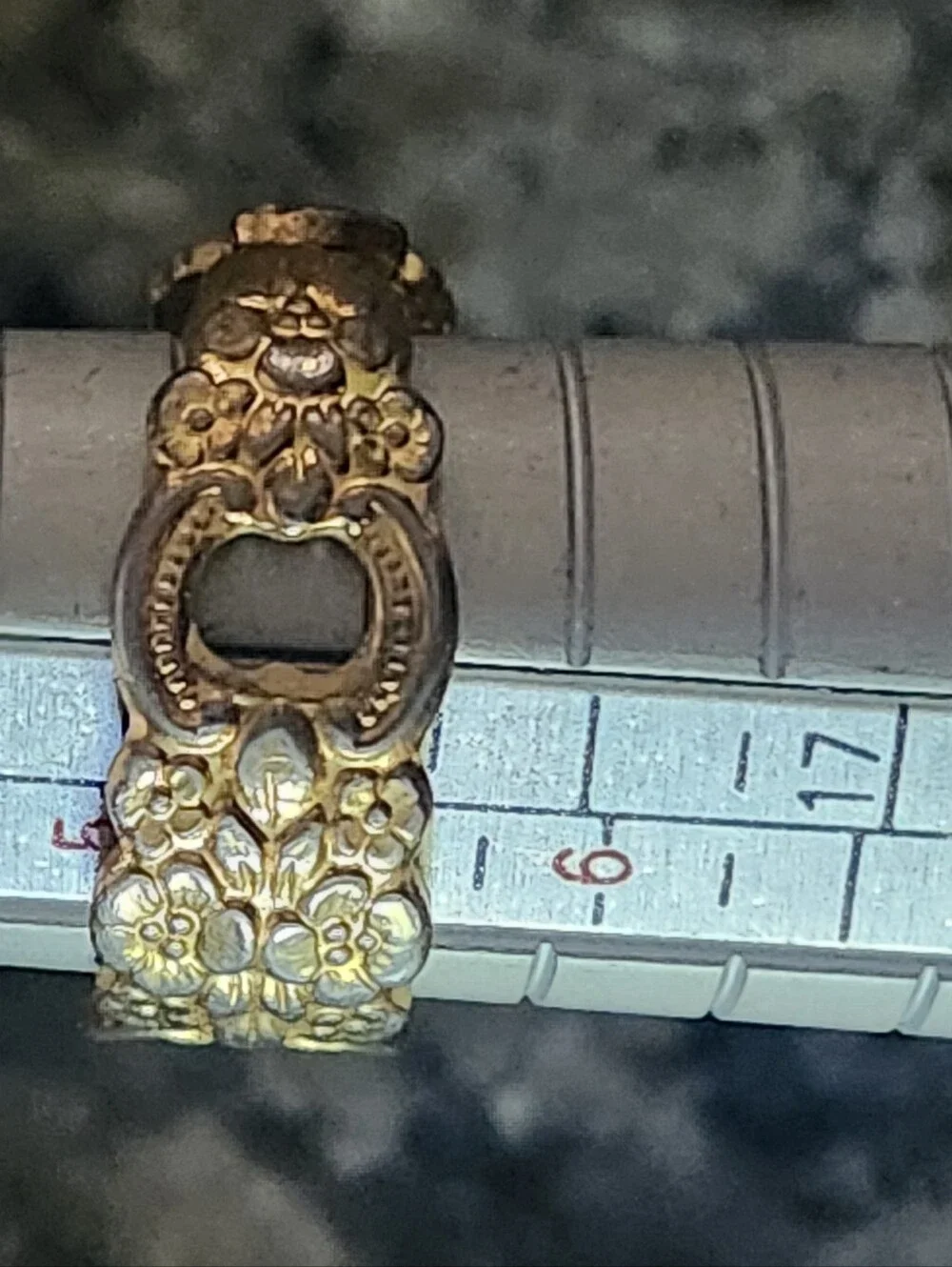 Oneida elegant gold