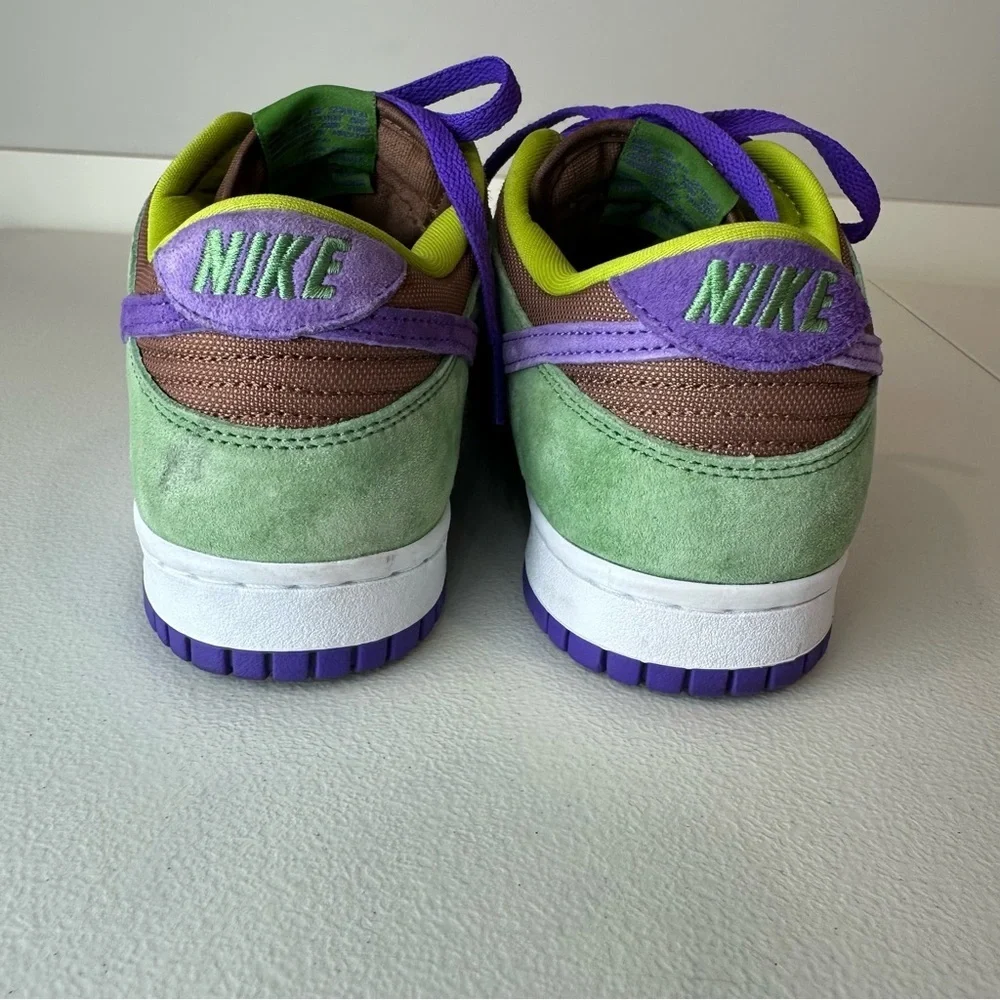 Nike dunk up size