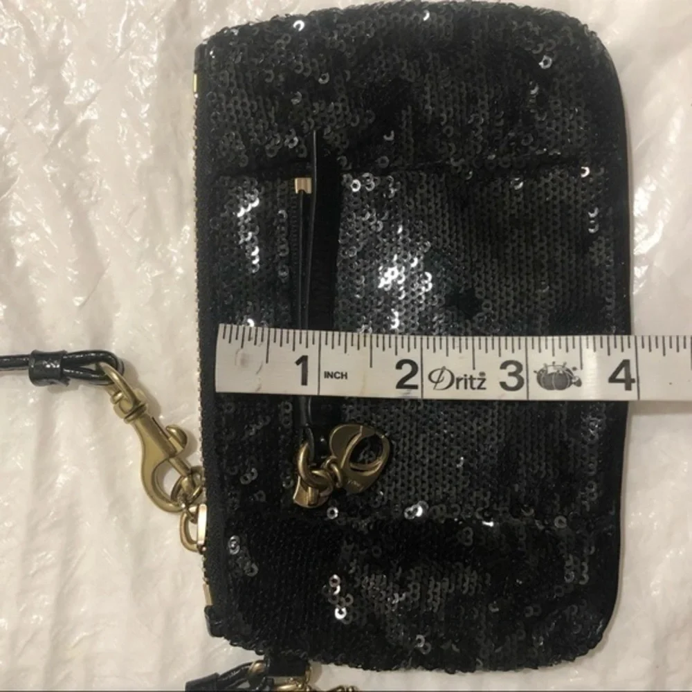 Coach beautiful wristlet