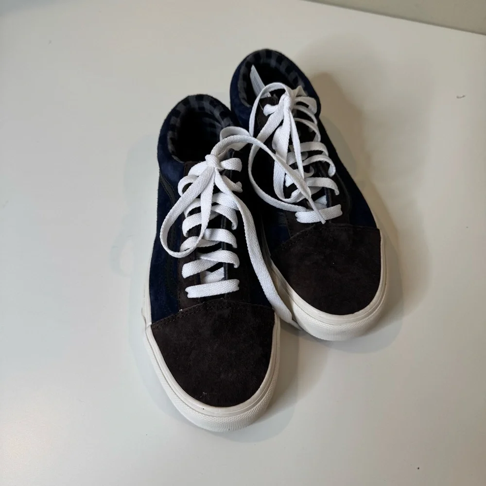 Vans Sidestripe Old Skool suede sneaker size 5.5 men 7 women