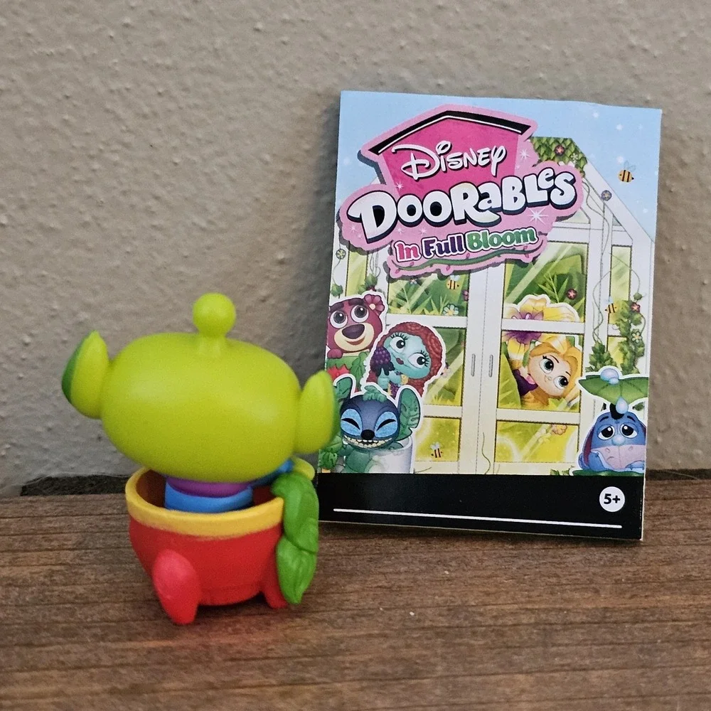 Alien From Toy Story - Series 15 Disney Doorables -‎ In Full Bloom