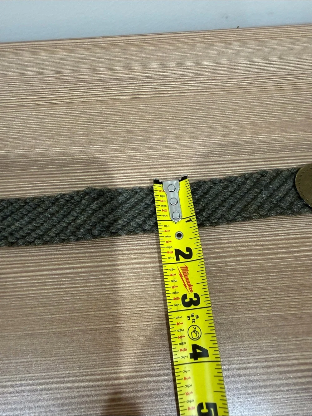 Yves Saint Laurent hardware logo color