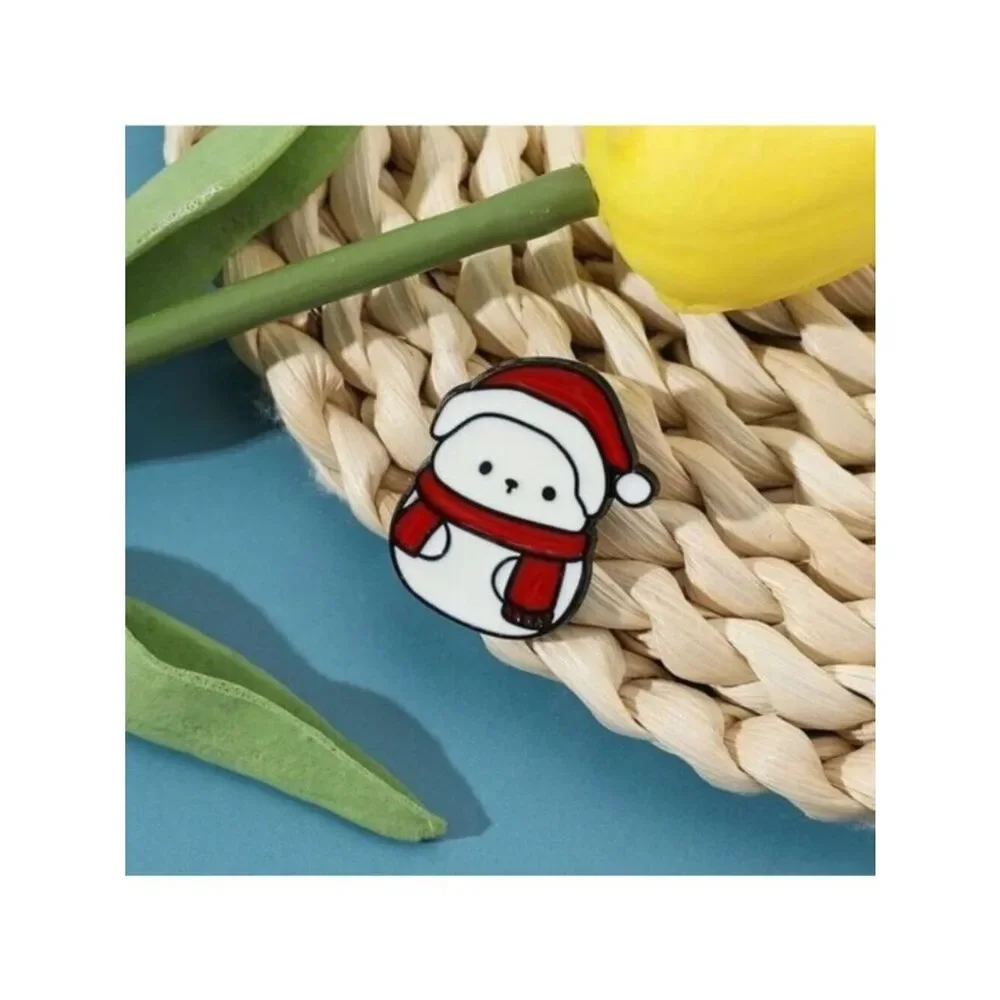 3/20 Snowman Christmas Red and White Brooch Pin