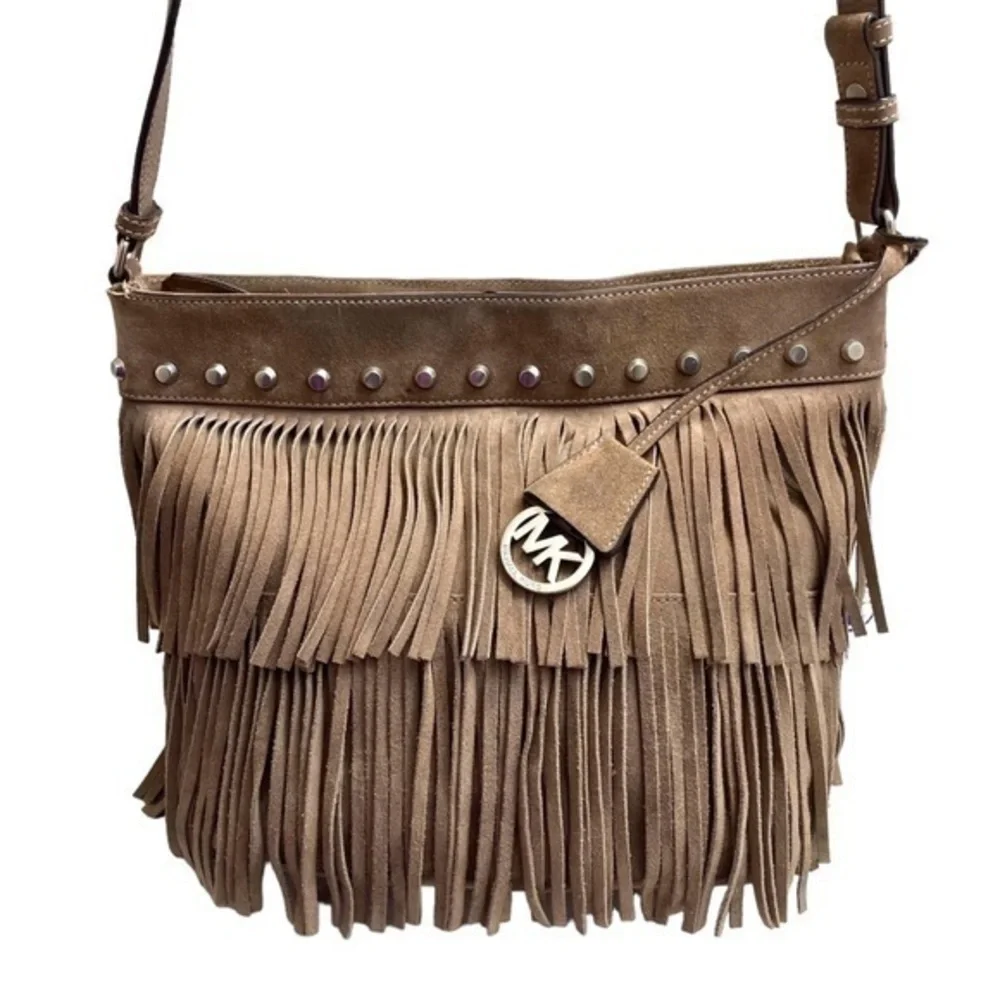 Michael Kors billy light brown suede fringed shoulder crossbody messenger bag