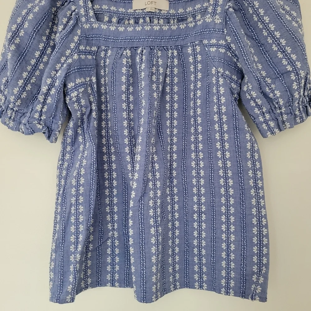 LOFT floral‎ stitch