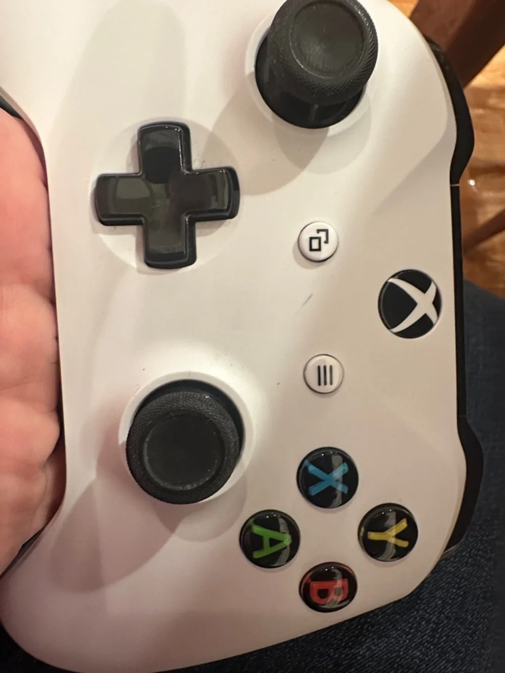 White Wireless Controller