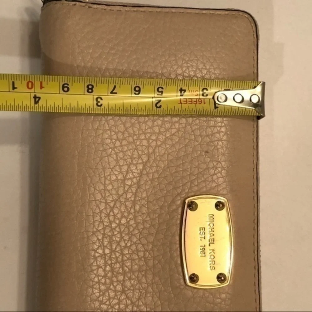 Michael Kors light brownish