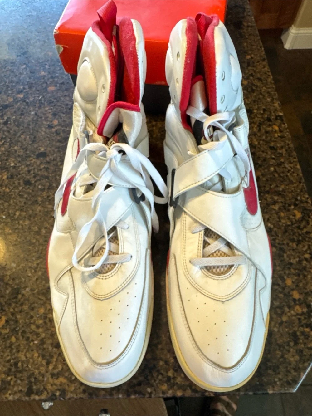 Nike *never worn