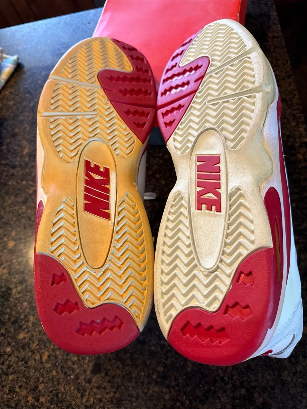 Nike *never worn