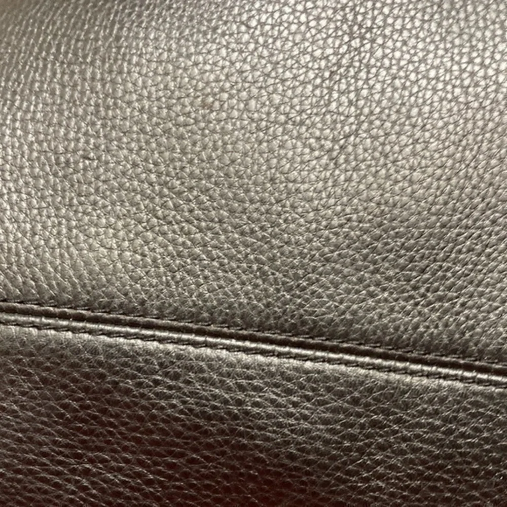 Michael kors black leather tote bag