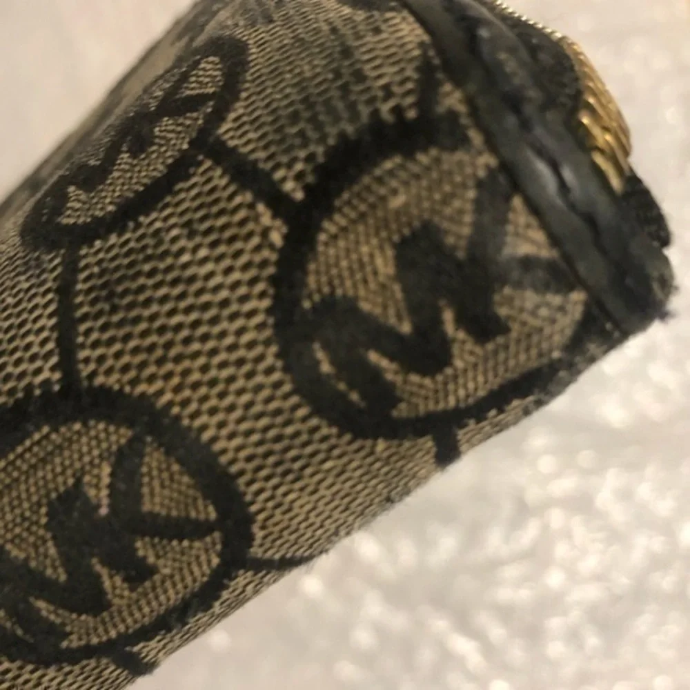 Michael Kors moderate wear