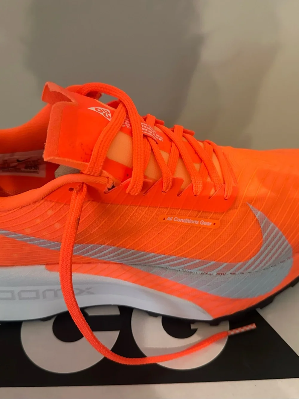 Nike ACG ultrafly 2